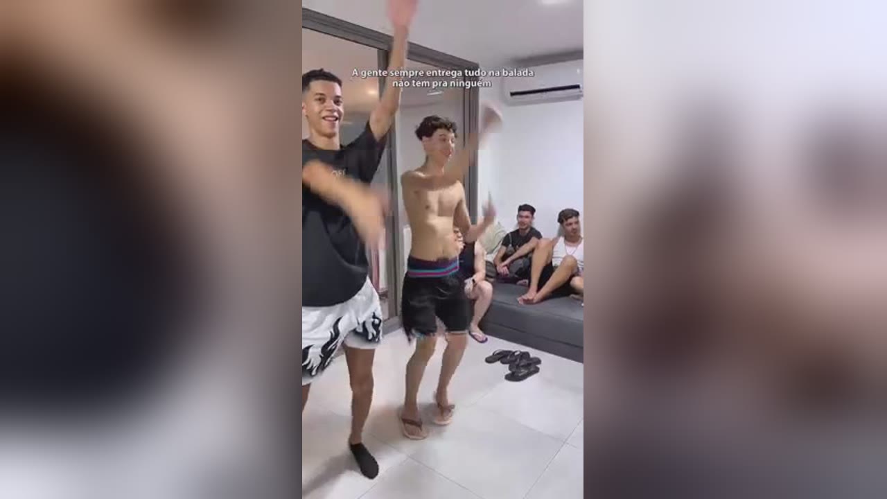 086 Chomolokko video
