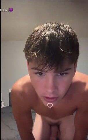 Cute twink live show jerk cum and shower