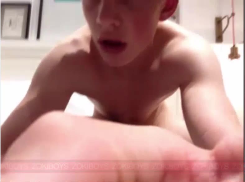 Cutie 18yo gay boy showing off and jerking