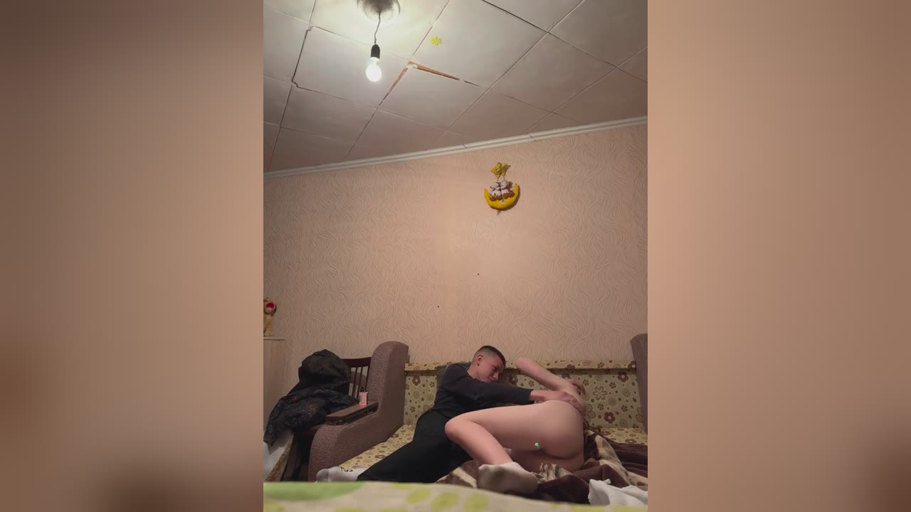 I found a video of my sister s boyfriend... video bookmark